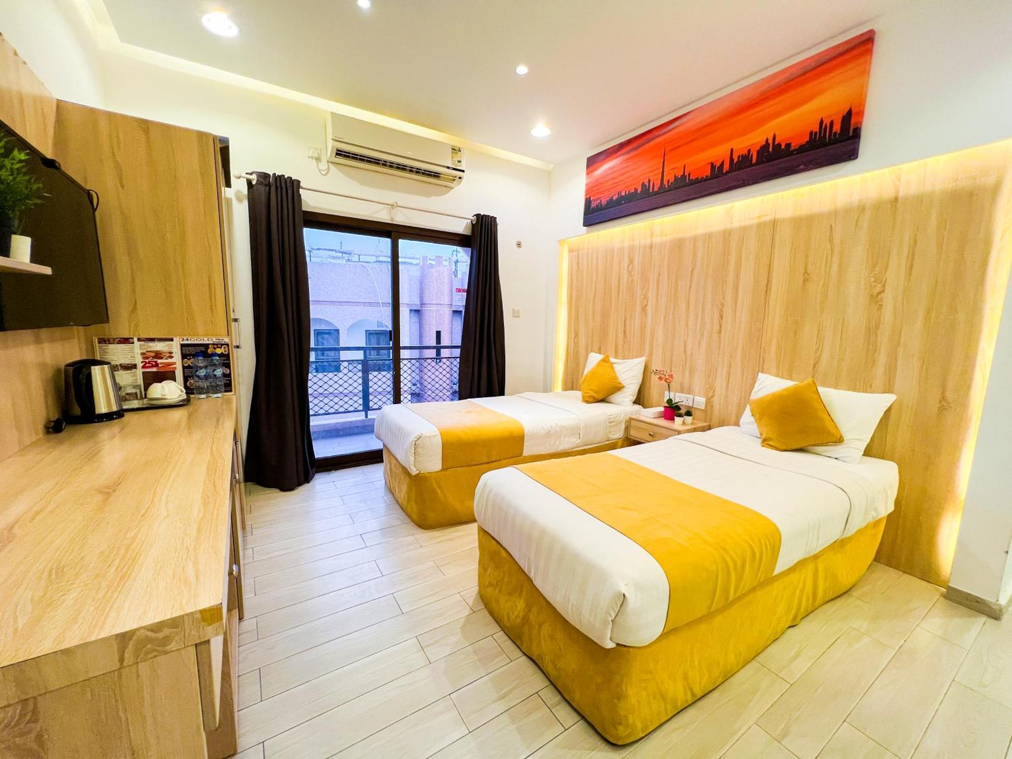 24 Gold Hotel Dubai Exterior foto